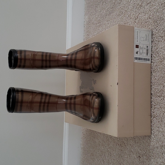Burberry Rainboot - Picture 4 of 4